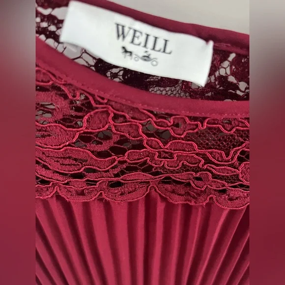 Weill Bergundy Pleated Lace blouse
Size 6 - Picture 3 of 13